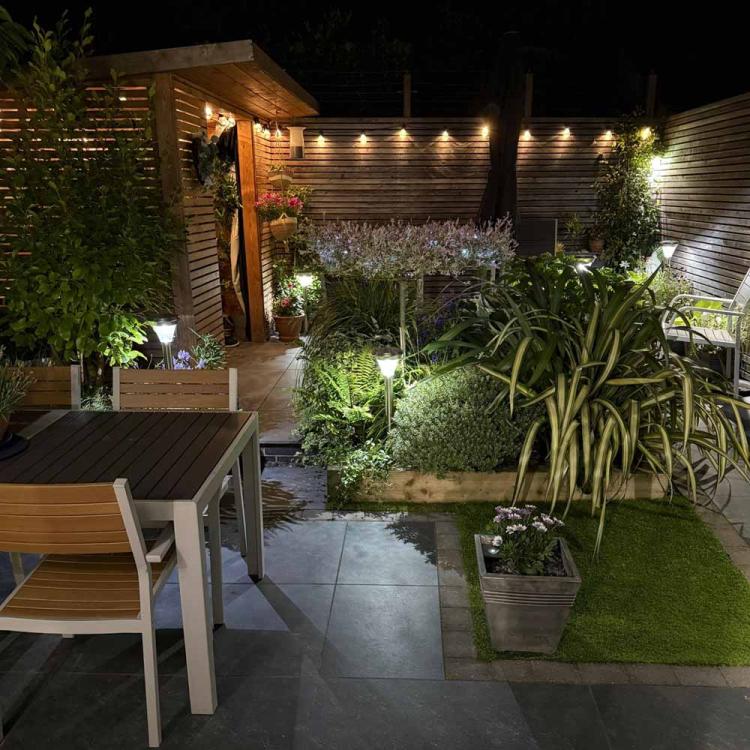 Solar Garden Lights