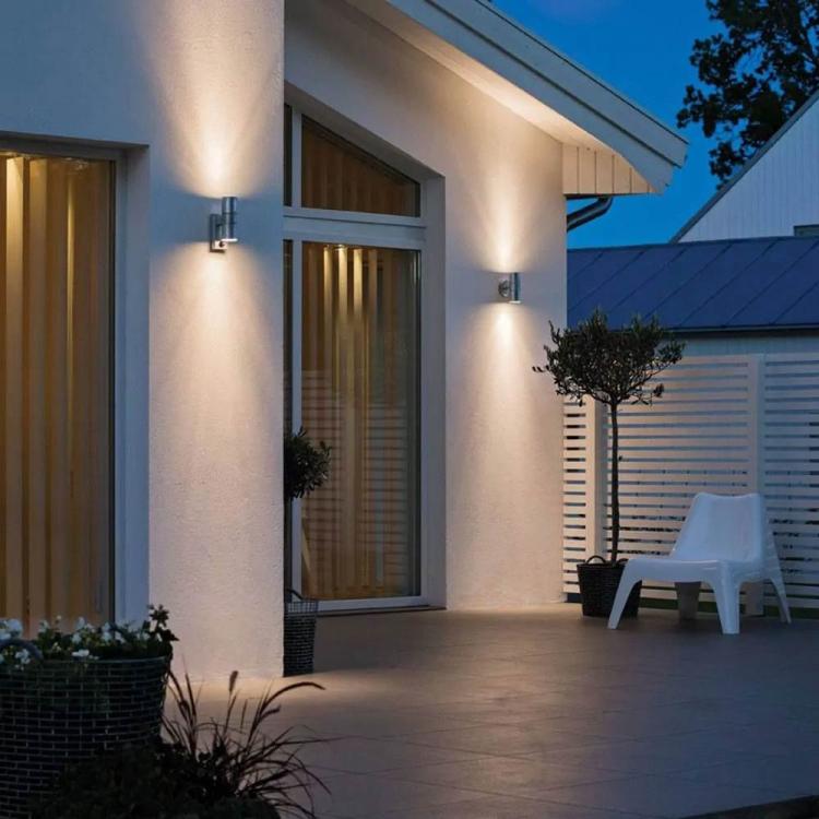 Outdoor Wall Lights