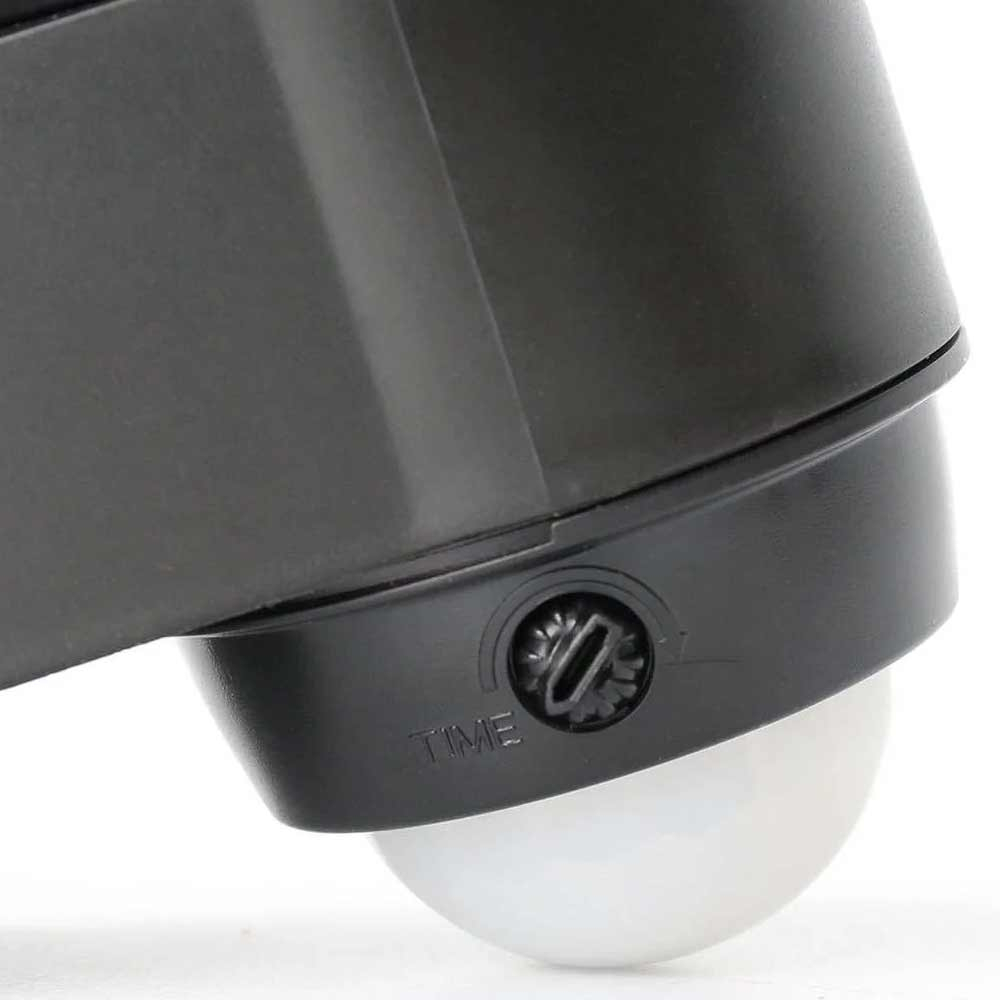 Battery Motion Sensor Light Outdoor showing lux setting