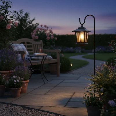 Premium Solar Coach Lantern | 160 Lumens Garden Light