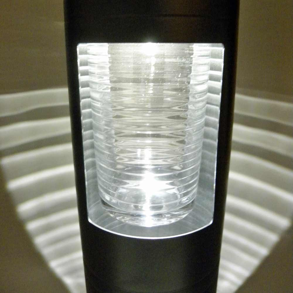 Vestal 365 Solar Powered Bollard Light close up of glass bollard lens