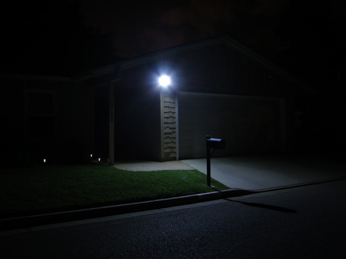 Let Your Solar Security Lights Run Themselves