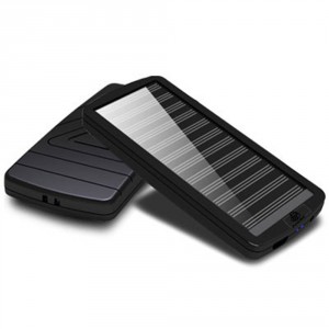 compact-solar-phone-charger