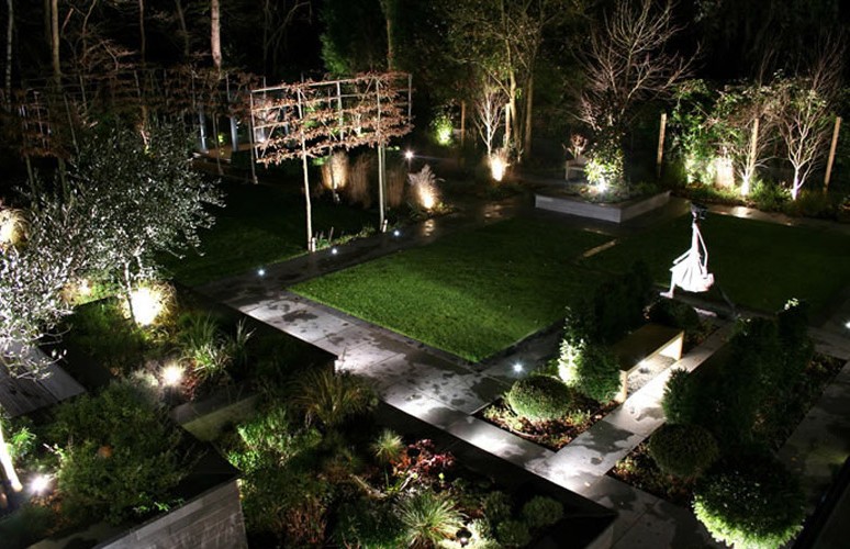 The Best Solar Garden Lights - Showing garden with Lights